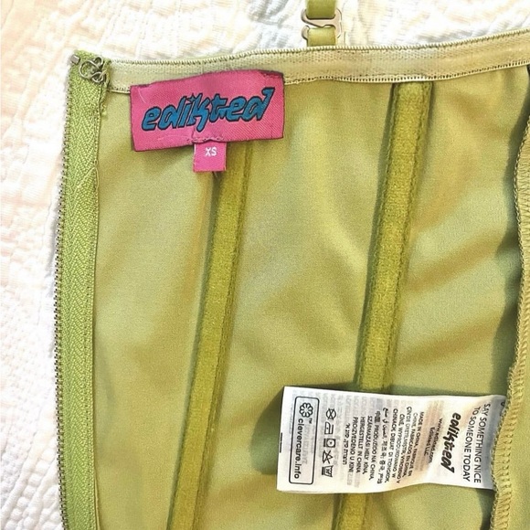 Edikted Light Green Corset Top - Picture 4 of 4